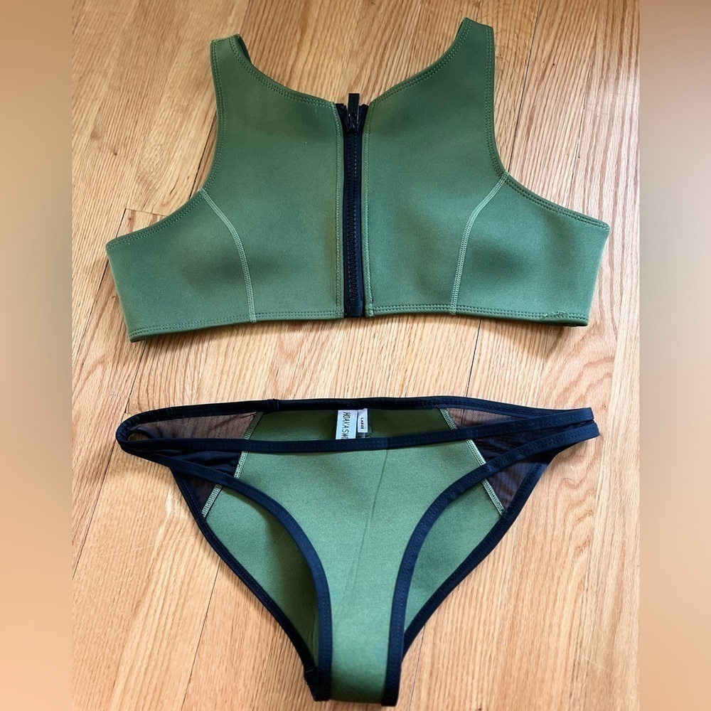 Hoka swimwear bikini set